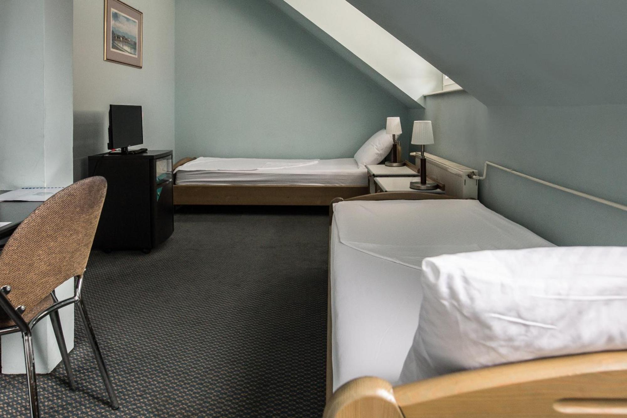Hotel Carlstadt 卡尔洛瓦茨 客房 照片